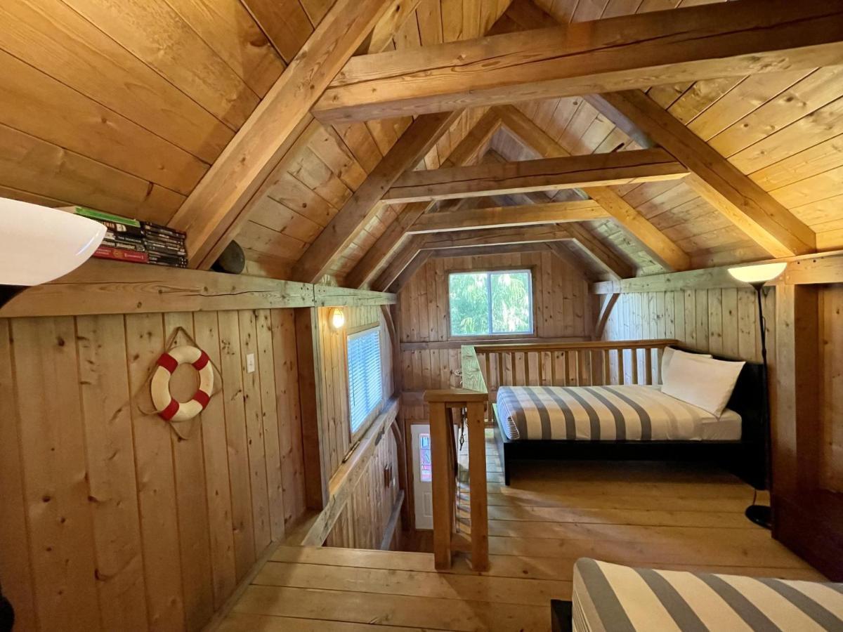 Waterfront Timber Frame Cottage! Ucluelet Exteriér fotografie