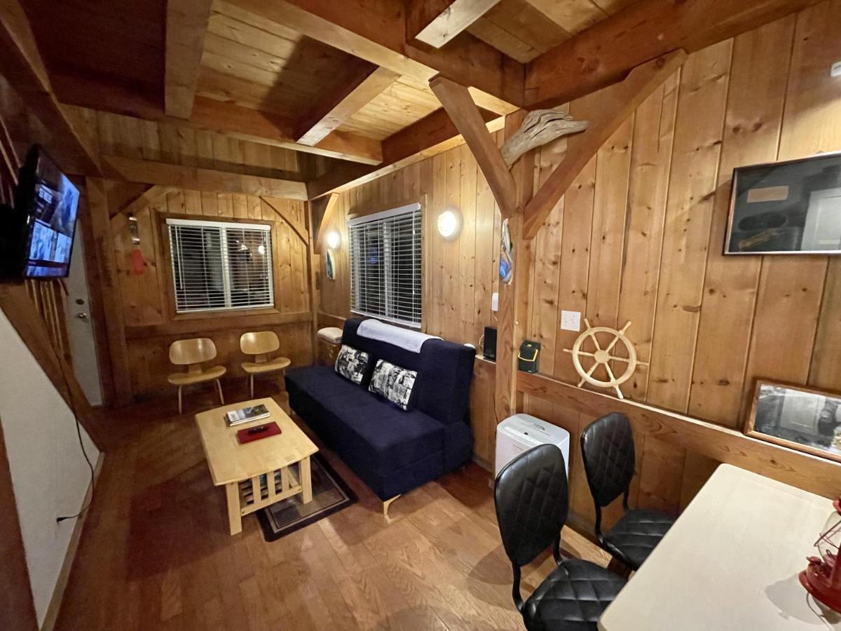 Waterfront Timber Frame Cottage! Ucluelet Exteriér fotografie